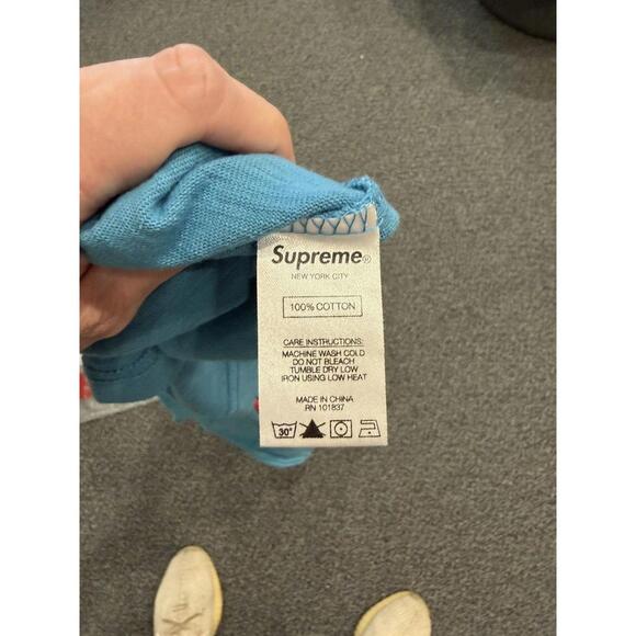 Supreme Small Box Logo Pocket Tee - Picture 6 of 7